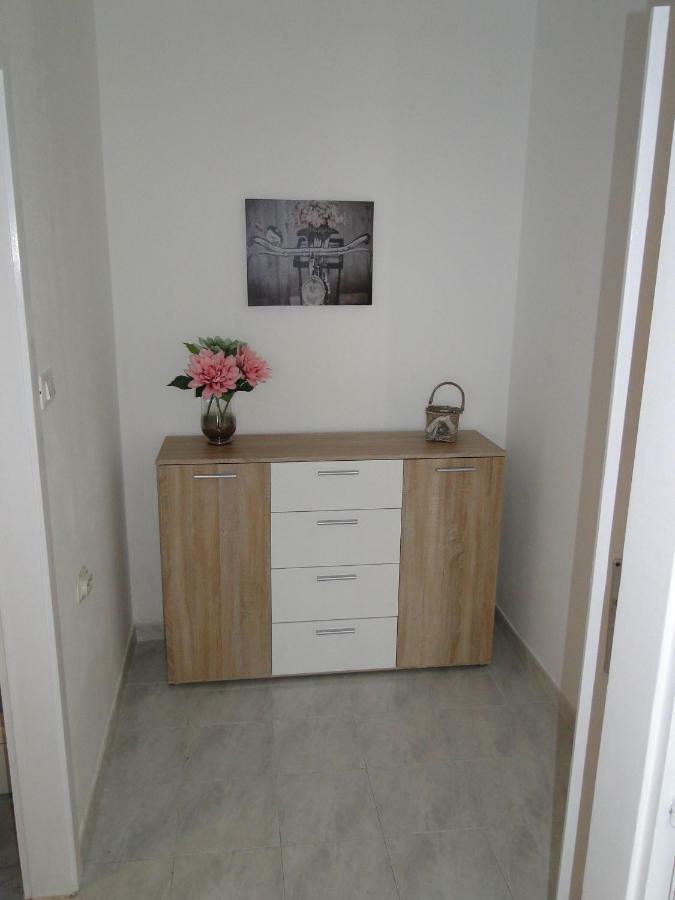 希贝尼克Apartman Hana公寓 外观 照片