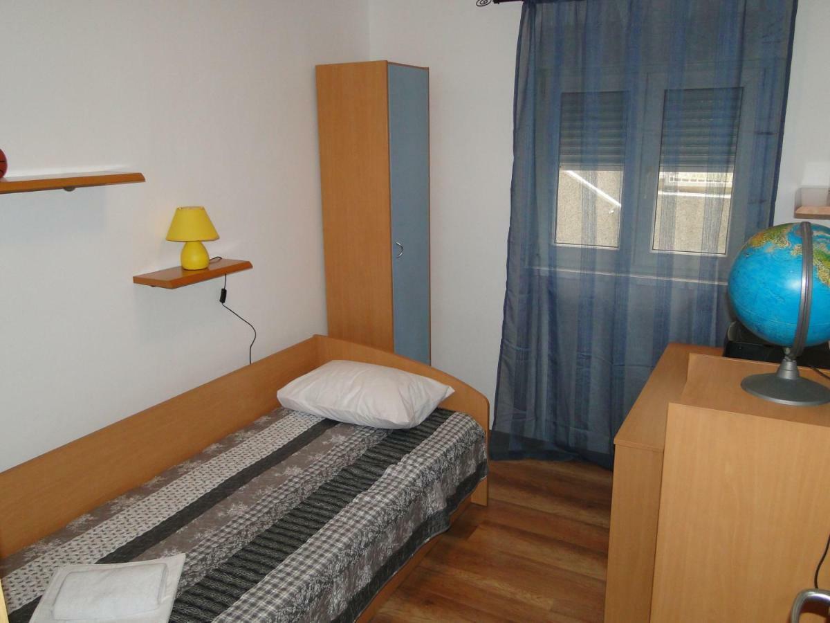 希贝尼克Apartman Hana公寓 外观 照片